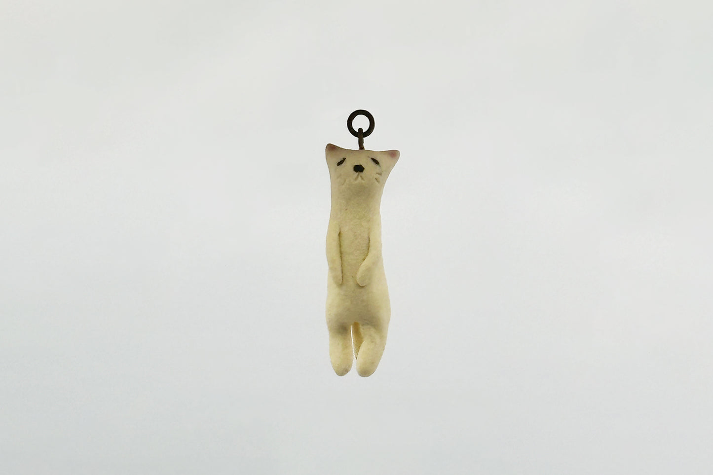 猫のチャーム(全身)